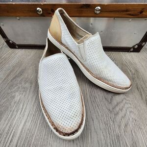UGG Adley Perforated Leather Slip On Shoes Size 7.5
